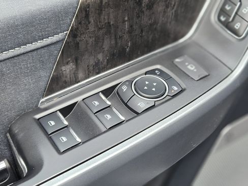 Certified 2023 Ford F250 Lariat image 19