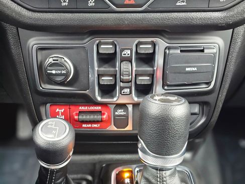 New 2026 Jeep Wrangler Unlimited Sport AWD/4WD image 15