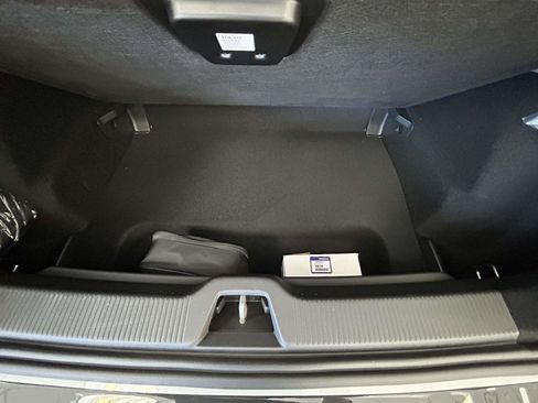 New 2026 Volvo EX30 Cross Country Ultra w/ Protection Package Premier AWD/4WD image 18