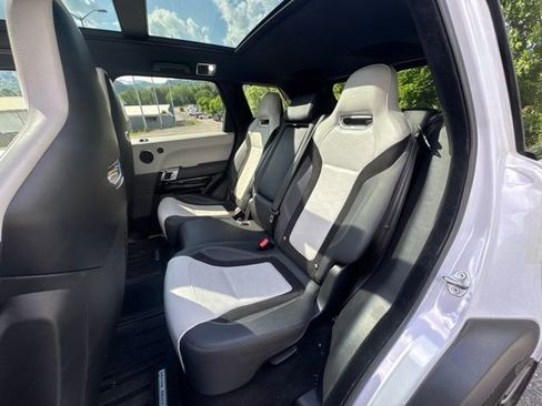 Used 2019 Land Rover Range Rover Sport SVR AWD/4WD image 12