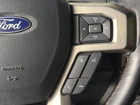 Used 2022 Ford F250 Platinum w/ Tremor Off-Road Package AWD/4WD image 18