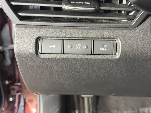 Used 2023 Nissan Altima 2.5 SV image 25