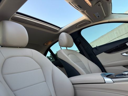 Used 2020 Mercedes-Benz C 300 4MATIC Sedan image 34