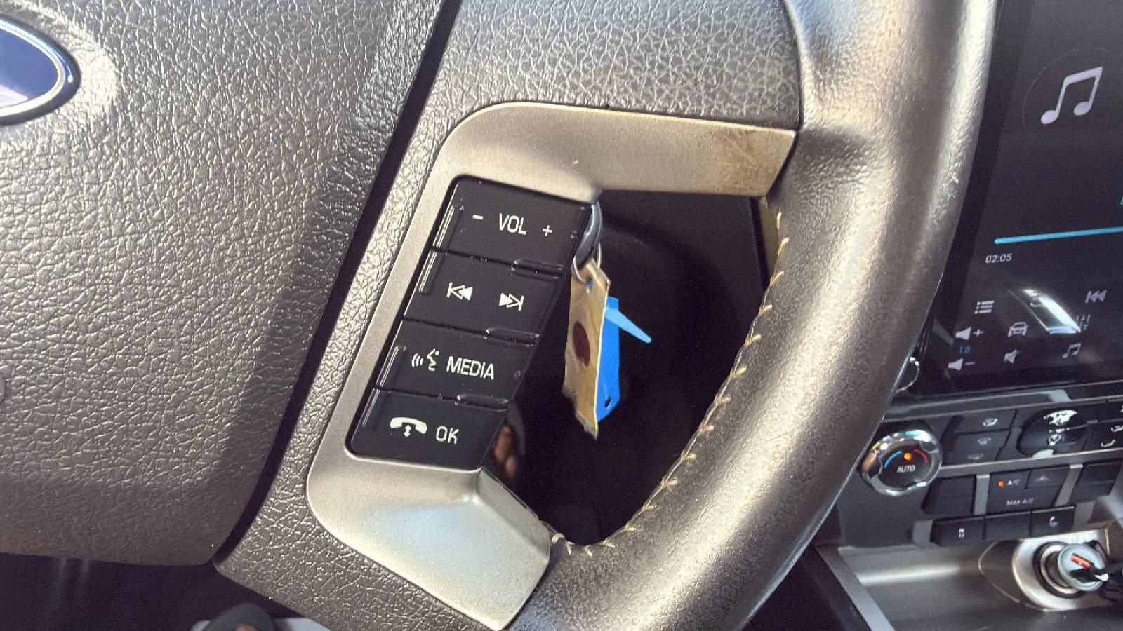 Used 2010 Ford Fusion Hybrid FWD image 30