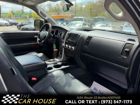 Used 2012 Toyota Tundra Limited w/ Platinum Pkg image 16