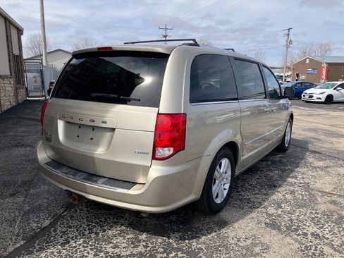 Used 2013 Dodge Grand Caravan Crew w/ Driver Convenience Group image 3