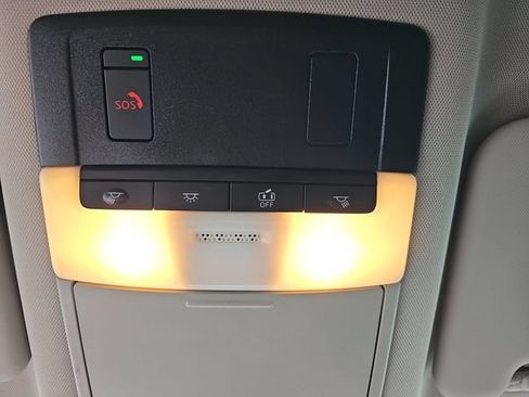 Used 2021 Nissan Rogue SV FWD image 29