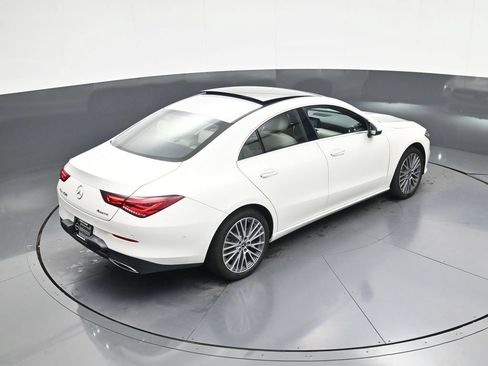 Used 2022 Mercedes-Benz CLA 250 4MATIC image 33
