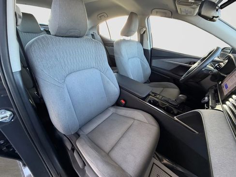 Used 2025 Toyota Camry LE image 19