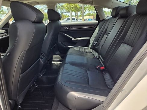 Used 2018 Honda Accord EX-L image 12