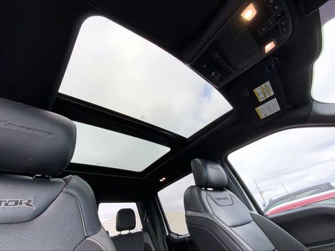 Used 2019 Ford F150 Raptor w/ Equipment Group 802A Luxury image 13