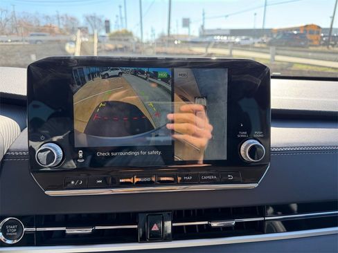 Used 2022 Mitsubishi Outlander SE image 18