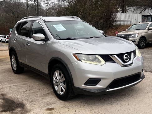 Used 2015 Nissan Rogue SV image 8