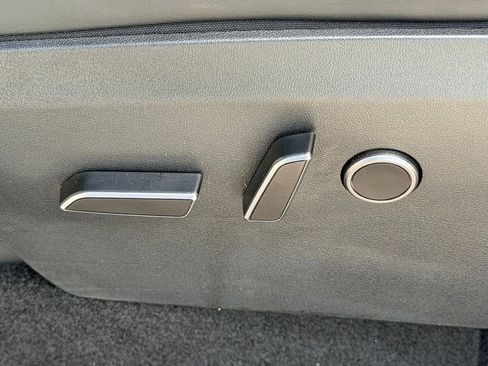 Used 2023 Tesla Model Y Long Range image 21