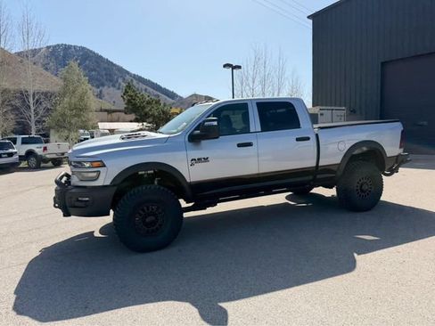 New 2026 RAM 2500 Tradesman AWD/4WD image 33