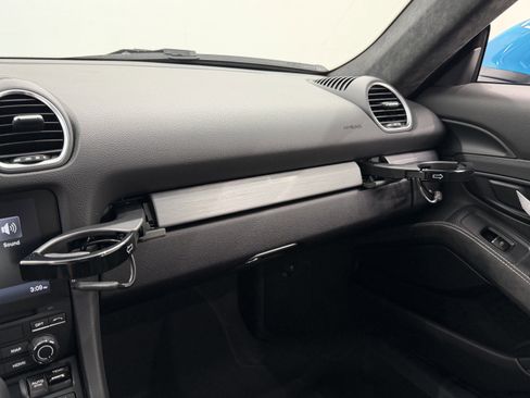 Used 2021 Porsche 718 Cayman GT4 image 50