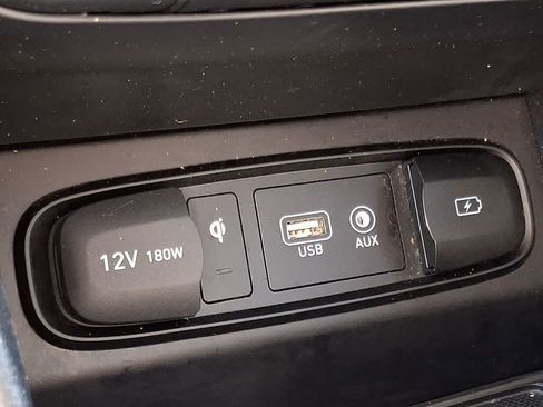 Used 2020 Hyundai Santa Fe SEL w/ Convenience Package FWD image 24