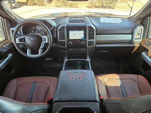 Used 2018 Ford F250 King Ranch w/ King Ranch Ultimate Package image 17