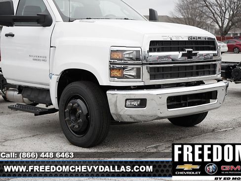 New 2023 Ford F150 LT image 30