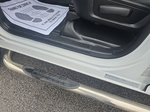 Used 2017 RAM 3500 Tradesman image 21