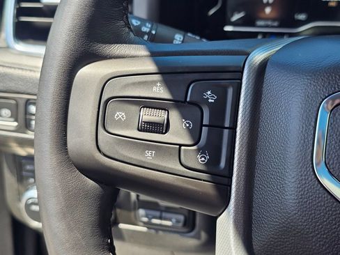Used 2023 GMC Yukon XL Denali w/ Advanced Technology Package AWD/4WD image 34