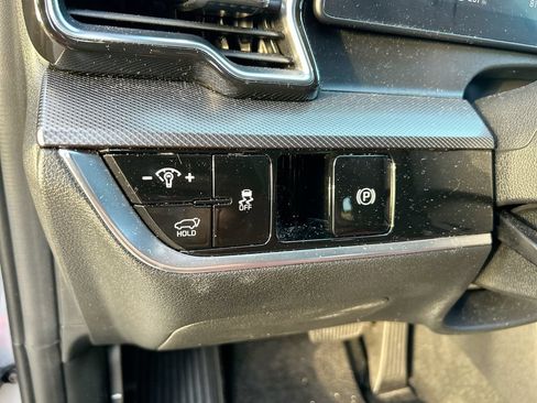 Used 2024 Kia Sportage SX FWD image 15