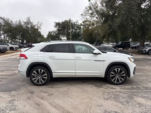 Used 2020 Volkswagen Atlas Cross Sport SEL R-Line image 18