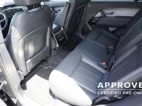 Used 2025 Land Rover Range Rover Sport SE AWD/4WD image 29