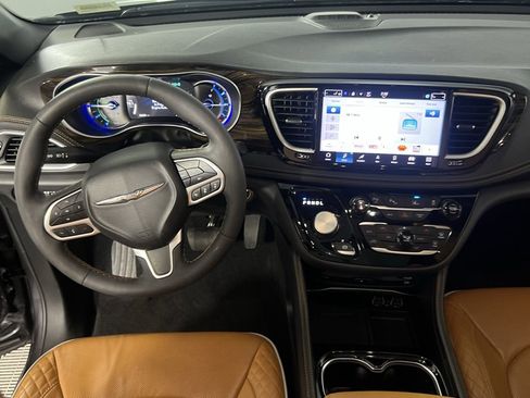 Used 2022 Chrysler Pacifica Pinnacle image 19