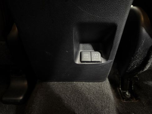 Used 2020 Toyota 4Runner SR5 Premium image 29