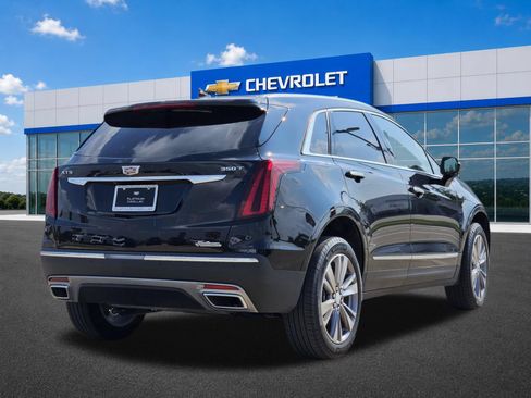 Certified 2025 Cadillac XT5 Premium Luxury FWD image 5