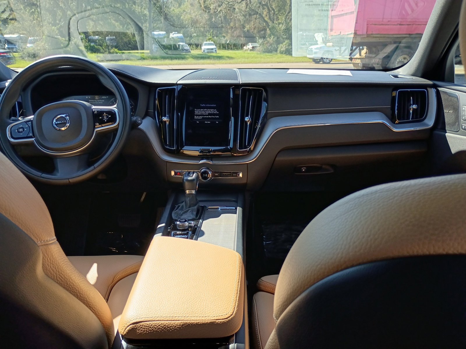 Used 2019 Volvo XC60 T5 Inscription w/ Protection Package Premier FWD image 7