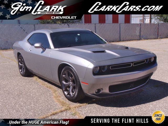 Used 2018 Dodge Challenger SXT Plus RWD image 1