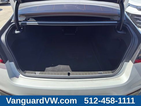 Used 2022 BMW 750i xDrive w/ Executive Package AWD/4WD image 7