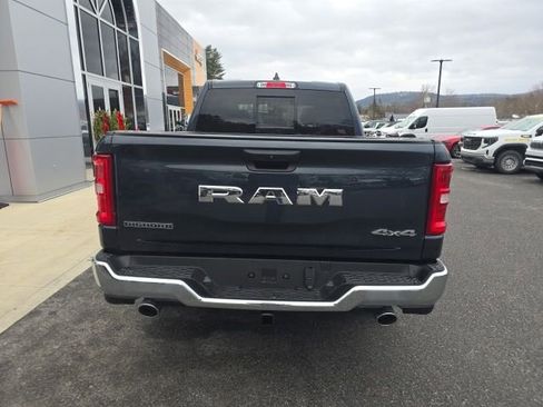 New 2026 RAM 1500 Big Horn AWD/4WD image 5