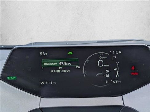 Used 2025 Toyota Prius LE image 11