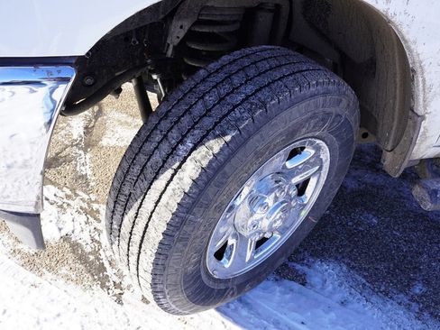 New 2026 RAM 2500 Tradesman AWD/4WD image 9