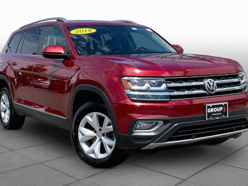 Used 2018 Volkswagen Atlas SEL AWD/4WD image 2