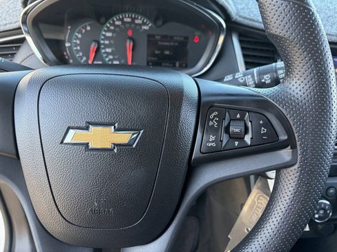 Certified 2022 Chevrolet Trax LS AWD/4WD image 25