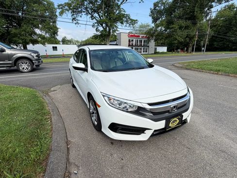 Used 2017 Honda Civic LX image 7