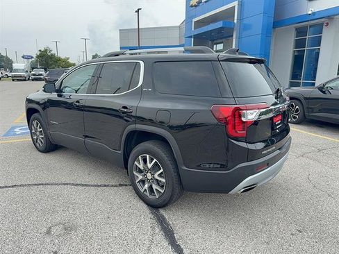 Used 2023 GMC Acadia SLE w/ Driver Convenience Package AWD/4WD image 4