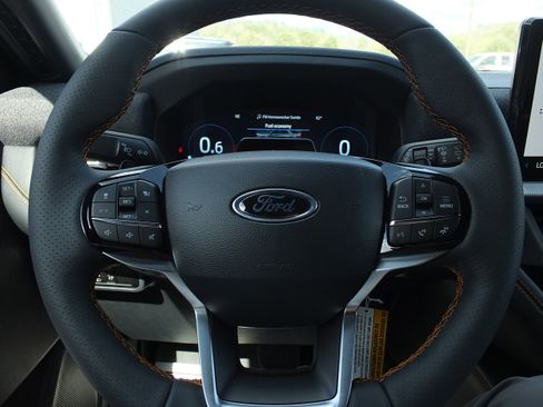 New 2026 Ford Explorer Tremor w/ Tremor Ultimate Package AWD/4WD image 28