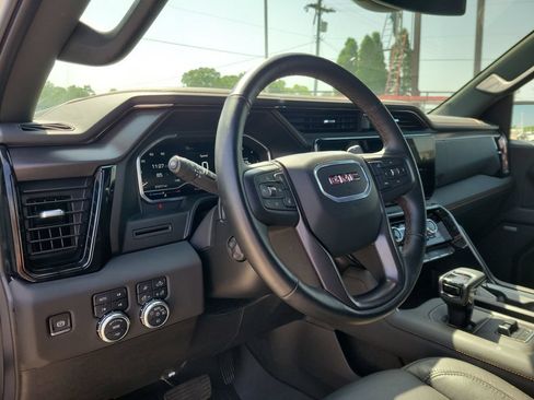 Used 2025 GMC Sierra 1500 AT4 AWD/4WD image 21