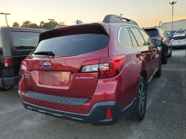 Used 2018 Subaru Outback 2.5i Limited AWD/4WD image 8