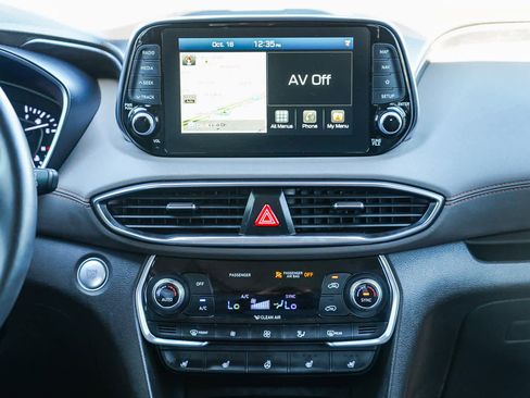 Used 2019 Hyundai Santa Fe FWD image 12