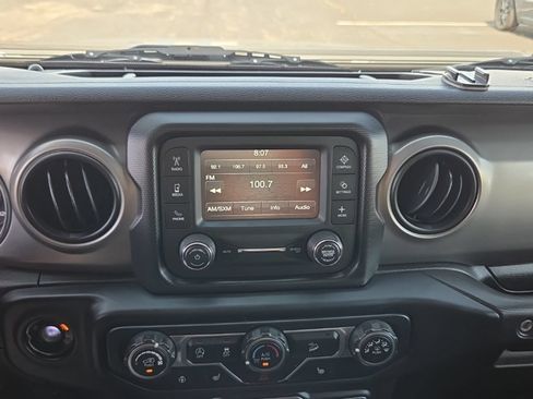 Used 2019 Jeep Wrangler Unlimited Sport S AWD/4WD image 45
