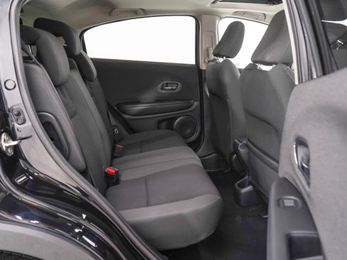 Used 2019 Honda HR-V EX image 12