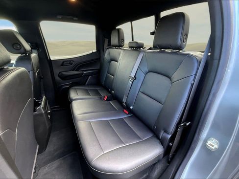 Used 2024 Chevrolet Colorado Trail Boss w/ Safety Package image 15