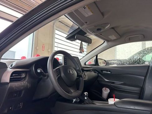 Used 2021 Toyota C-HR LE image 13