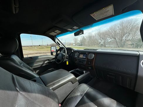 Used 2012 Ford F250 Lariat w/ Chrome Pkg AWD/4WD image 5